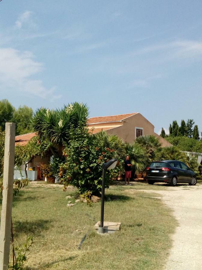 Apartmán Residenza Agrituristica Santa Lucia Con Piscina Alghero Exteriér fotografie