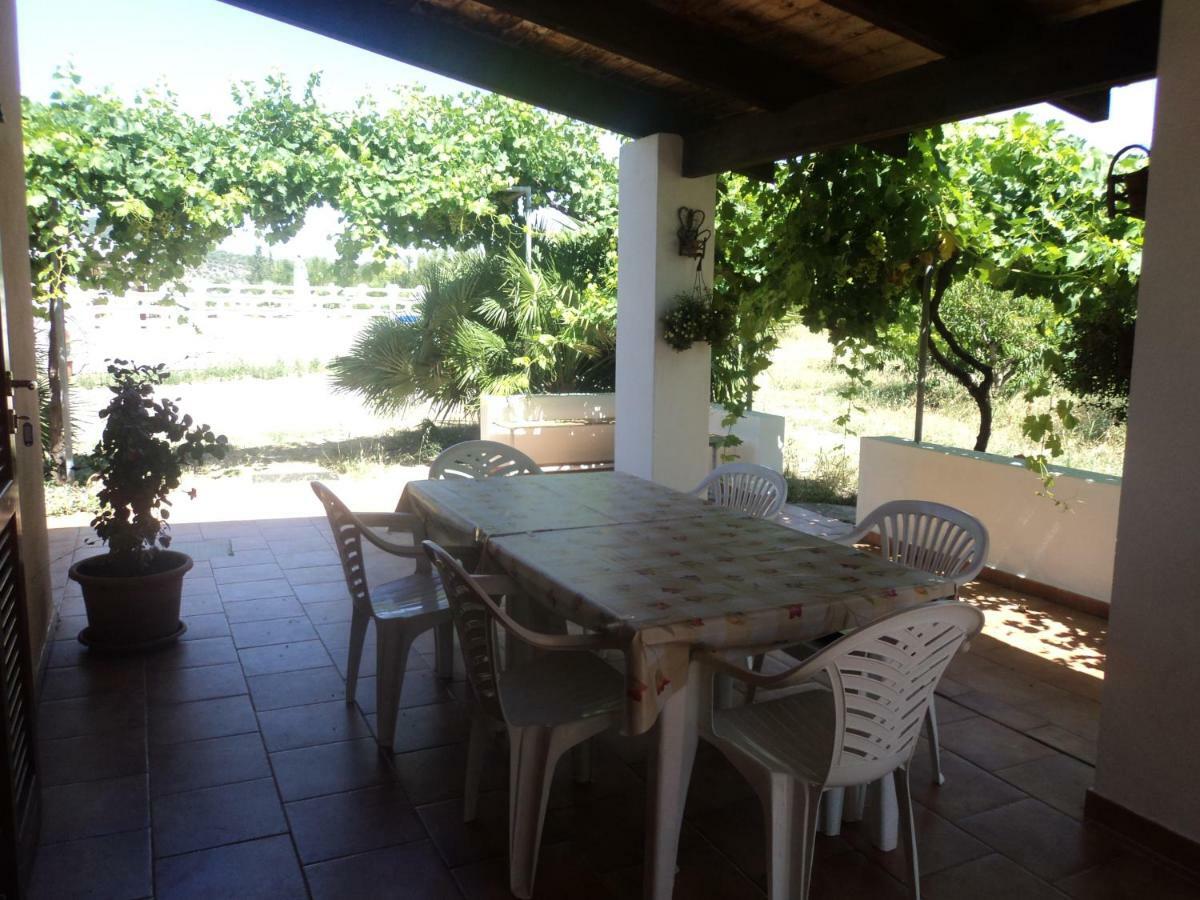 Apartmán Residenza Agrituristica Santa Lucia Con Piscina Alghero Exteriér fotografie